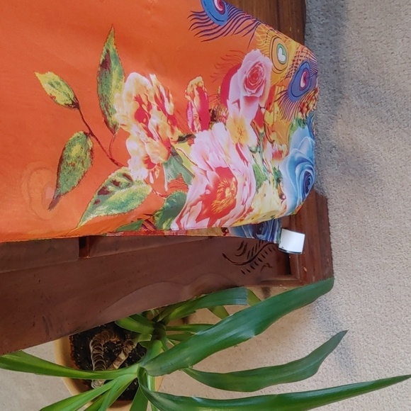 NWT Kultura Vibrant Orange Floral Peacock Scarf - Picture 4 of 8